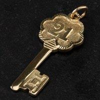 Pre-Owned 9ct Yellow Gold 21 Key Pendant 4114683