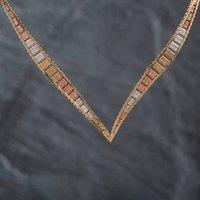 Pre-Owned 9ct Three Colour Gold Graduated V Shape 16 Inch Necklet Bar Chain 41161455