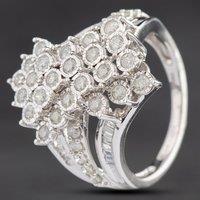 Pre-Owned 9ct White Gold 1.02ct Diamond Cluster Ring 4312281