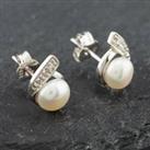 Pre-Owned White Gold Freshwater Pearl & Diamond Stud Earrings 43171071