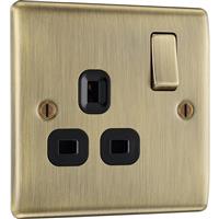 BG Nexus Metal Switched Socket 13A 1 Gang in Antique Brass Plastic