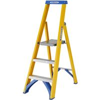 Werner Fibreglass Platform Stepladder 3 Tread Steel