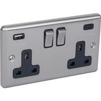 Wessex Electrical Wessex Brushed Steel Black USB A & C Type Switched Socket 2 Gang 3.1A in Silver