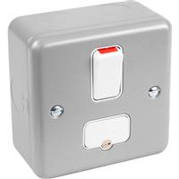 MK Metal Clad 13A DP Switched Connection Unit in Silver