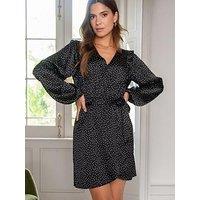 Pour Moi Kira Frill Detail Long Sleeve Wrap Dress - Black/White