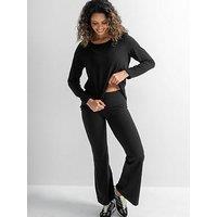 Pour Moi The Buttery Soft Moves With You Flared Legging