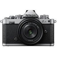 Nikon Z Fc + Z 28 Mm F/2.8 Se