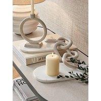 Michelle Keegan Home