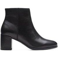 Clarks Freva55 Zip Wide Fit Boots - Black Leather