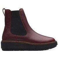 Clarks Oriannaw Up Boots - Burgundy Leather