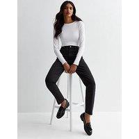 New Look High Waist Tori Mom Jeans - Black