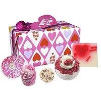 Bomb Cosmetics Love You Bath Bomb Gift Set