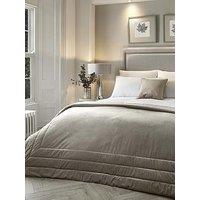Soiree Melanie Bedspread Throw In Linen - 150 X 220 Cm