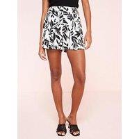 V By Very Floral Shorts - Mono