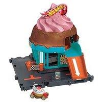 Hot Wheels City Downtown Ice Cream Swirl Vehicle Playset