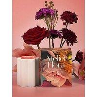 The Aromatherapy Co. Atelier Flora Candle - Vanilla & Peach Blossom
