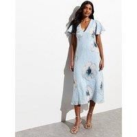 New Look Blue Flower Print Crinkle Flutter Sleeve Midi Dress