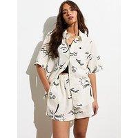 New Look Off-White Linen-Blend Tropical-Print Short-Sleeved Shirt