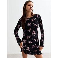 New Look Black Ditsy Rose Pattern Long Sleeve Mini Dress