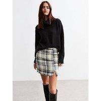 New Look White Check Slit Hem BouclÈ Mini Skirt