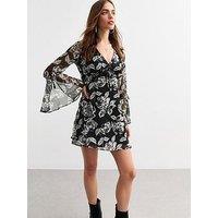 New Look Chiffon Floral Print Mini Dress - Black