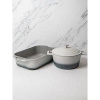 Masterclass 2 Piece Cast Aluminium Cookware Set With Non-Stick 4L Casserole Dish And A Non-Stick Roasting Pan