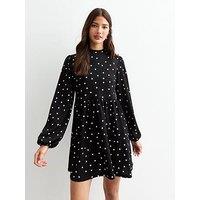 New Look Spotted Crinkle Funnel Neck Mini Dress - Black