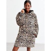 New Look Brown Oversized Leopard Print Fleece Hoodie