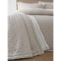 Catherine Lansfield Cosy Nori Sherpa Bedspread Throw