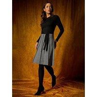 Roman Chevron Print Belted Jumper Dress - Black