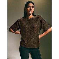 New Look Sparkly Boxy T-Shirt - Gold