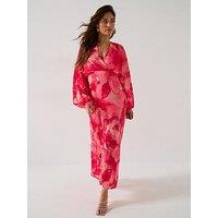 Pretty Lavish Theia Floral Batwing Sleeve Maxi Dress - Pink