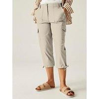 Regatta Womens Shorebella Cargo Capri Trousers- Beige