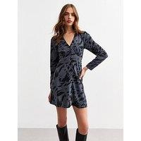 New Look Blur Print Mini Dress - Blue