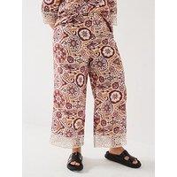 V By Very Curve Lace Trim Cropped Trouser Co-Ord