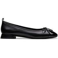 Clarks Ubree 15 Poppy Leather Ballerina - Black