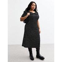 New Look Curves Black Crinkle Texture Spotty Midi Dress