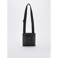 Calvin Klein Must Have Leather Messenger Bag - Black