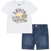 Levi's 