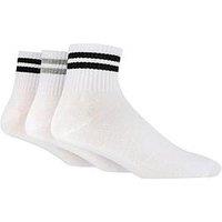 Wild Feet 3 Pack Mid Length Sports Ankle Socks - White