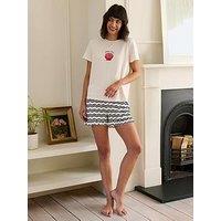 Chelsea Peers Oversized Crew Neck T-Shirt And Short Set - Off White