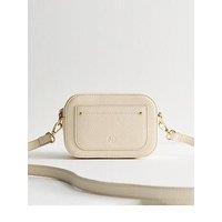 New Look Grained Faux Leather Mini Crossbody Bag - Cream