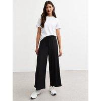 New Look Plisse Cropped Trousers - Black