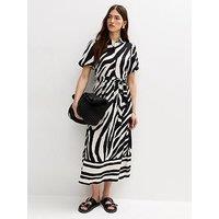 New Look Ziggy Zebra Puff Shirt Midi - Black
