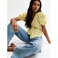 New Look Crepe Ditsy Print Button Front Milkmaid Top - Yellow