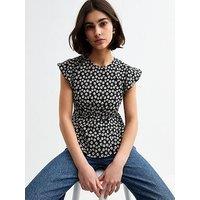 New Look Black Ruffled Sleeve Floral Print Top