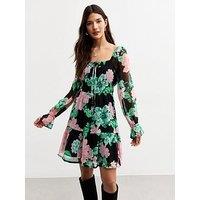 New Look Black Floral Print Crinkled Chiffon Mini Dress