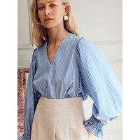 Vi.Ve.Re Remi V Neck Gathered Cuff Shirt - Blue
