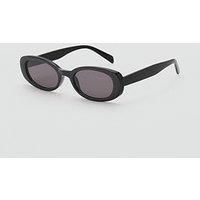 Mango Oval Frame Sunglasses - Black