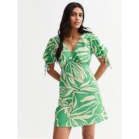 New Look Green Leaf Print Tie Sleeve Mini Dress
